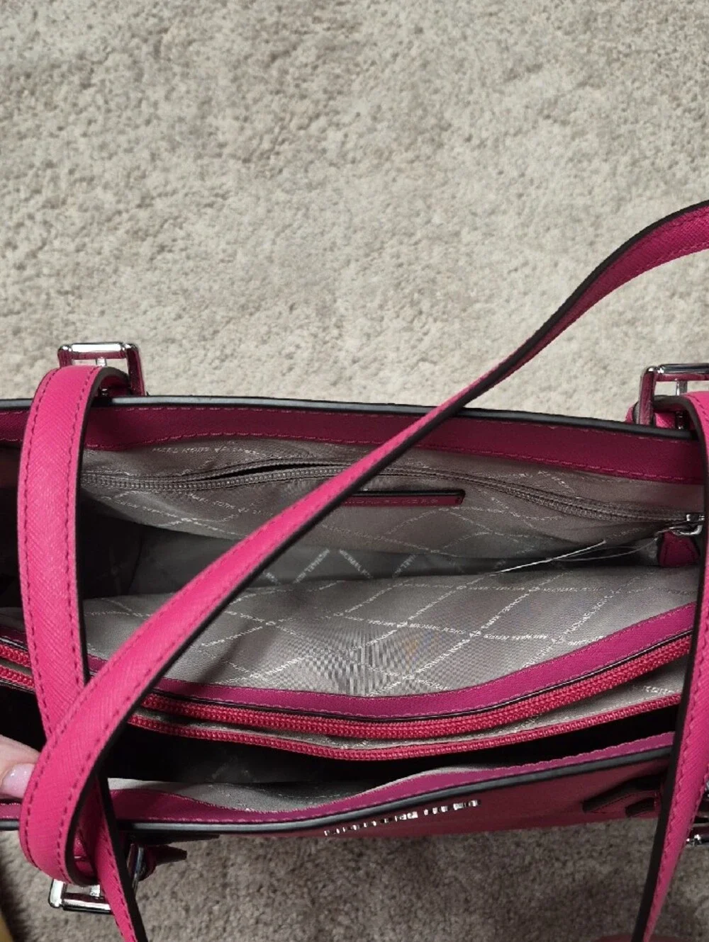 Michael Kors Hot Pink Saffiano Tote NWT - Picture 4 of 6